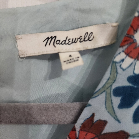 Madewell Flutter Sleeve Open-Back Mini Dress in Wildflower Garden - Picture 11 of 13